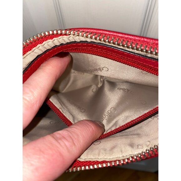 Calvin Klein Red Saffiano Leather Crossbody Bag With Silver Chain Strap - Picture 7 of 9